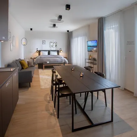 Otel Qstay Good Living